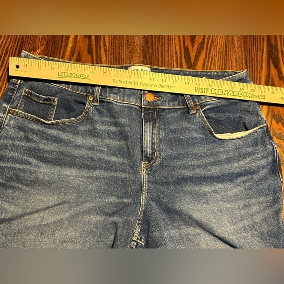 Lane Bryant Mid-Rise Straight crop denim Jeans womens Size 18 blue signature fit - Picture 9 of 16
